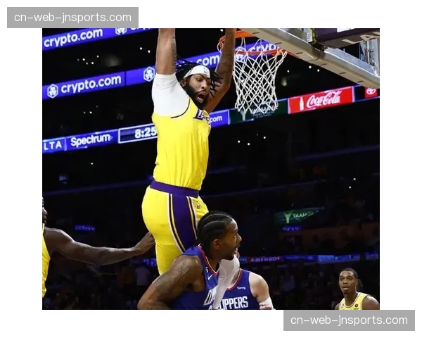 富勒姆进攻端人员不整 桑托斯泰特里德均进入伤病名单